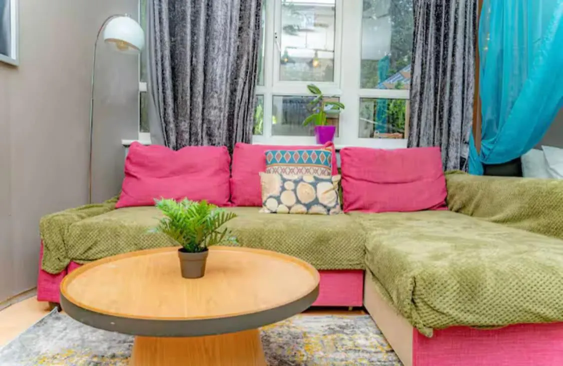 The Serene Residence With Hot Tub, Sauna And Cinema Experience London