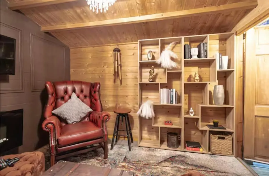 The Serene Residence With Hot Tub, Sauna And Cinema Experience London