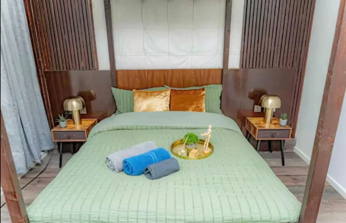 The Serene Residence With Hot Tub, Sauna And Cinema Experience Londen Vakantiehuis